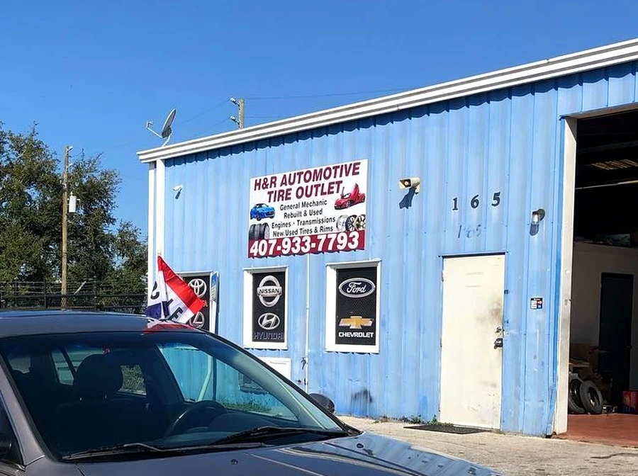 H&R Automotive Tire Outlet shop front on Keen St