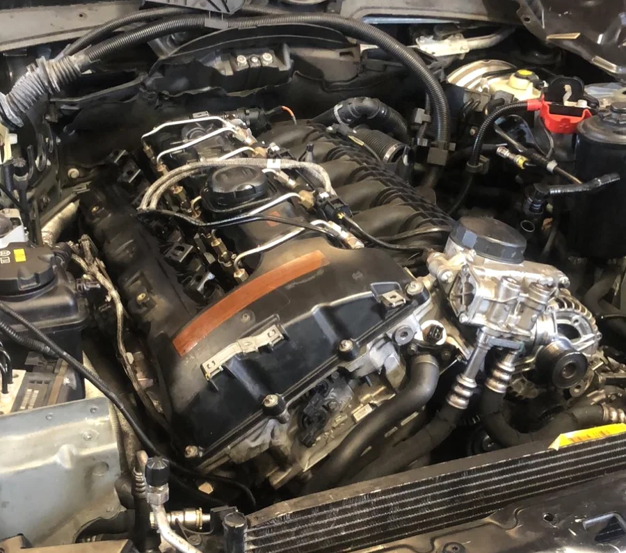 Twin turbo engine removal