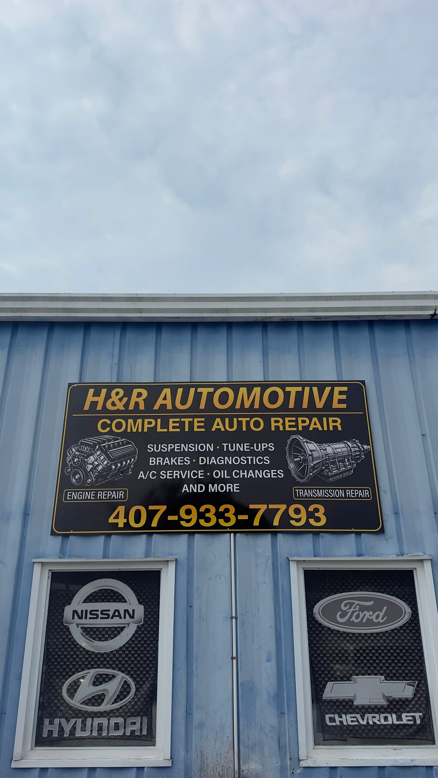 New H&R Automotive shop sign on Keen Street